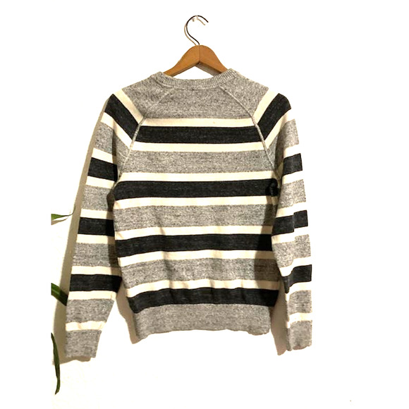 GAP Gray and White Striped Sweater - Women's Small 100% cotton minimalist - Picture 2 of 6